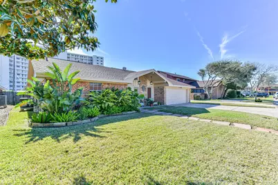 7758 Chantilly Circle, Galveston, TX 77551 - Photo 38