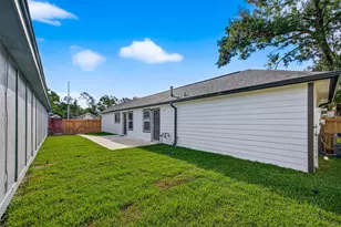 13822 Northlake Dr, Houston, TX 77049 - Photo 16