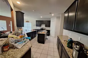 211 Sea Breeze Dr, Bacliff, TX 77518 - Photo 6