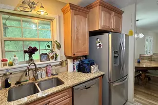 3220 Lancelot St, Orange, TX 77630 - Photo 14