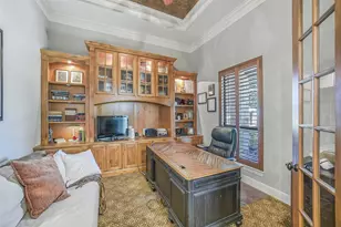 22114 E Meadowhurst Circle E, Tomball, TX 77377 - Photo 8