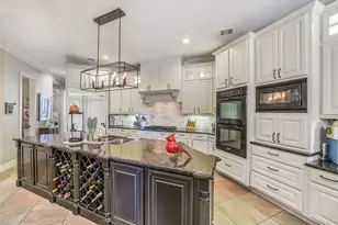 22114 E Meadowhurst Circle E, Tomball, TX 77377 - Photo 16