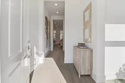 19 Wentworth Gate Path, Houston, TX 77027 - Photo 4