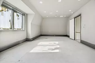 19 Wentworth Gate Path, Houston, TX 77027 - Photo 40