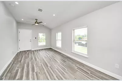6613 Morrow Street, Houston, TX 77091 - Photo 4