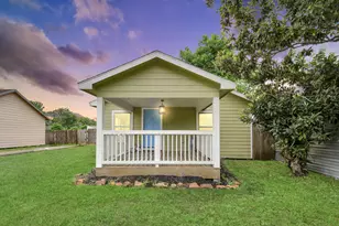 6613 Morrow St, Houston, TX 77091 - Photo 2