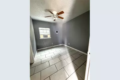 7018 1/2 Avenue F #6, Houston, TX 77011 - Photo 8