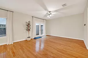 3730 Main Poplar Dr, Houston, TX 77025 - Photo 8
