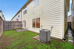 3730 Main Poplar Dr, Houston, TX 77025 - Photo 34