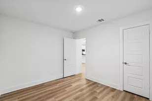 21230 Jacaranda Blossom Wy, Tomball, TX 77377 - Photo 32