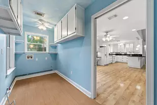 5738 Weeping Willow Rd, Houston, TX 77092 - Photo 16