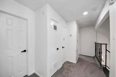 8631 Valley Ledge Drive, Houston, TX 77078 - Photo 12