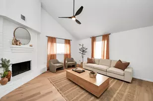 8631 Valley Ledge Dr, Houston, TX 77078 - Photo 2