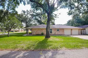 2615 Brazeal St, Waller, TX 77484 - Photo 32