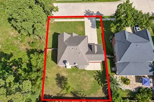 1019 Highland Woods Dr, Highlands, TX 77562 - Photo 36