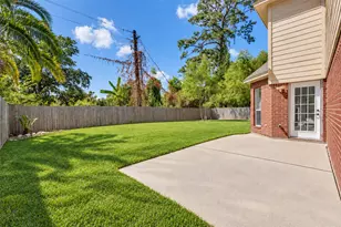 1019 Highland Woods Dr, Highlands, TX 77562 - Photo 34