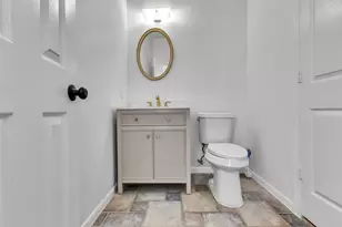 1019 Highland Woods Dr, Highlands, TX 77562 - Photo 18