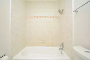 13282 Trail Hollow Dr, Houston, TX 77079 - Photo 22
