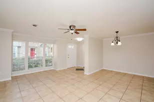 13282 Trail Hollow Dr, Houston, TX 77079 - Photo 12
