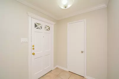 13282 Trail Hollow Drive, Houston, TX 77079 - Photo 18