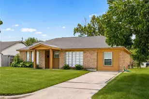 1134 Canterdale St, Houston, TX 77047 - Photo 2