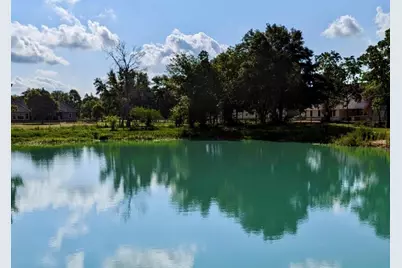 2702 Whispering Pine Drive, Alvin, TX 77511 - Photo 14