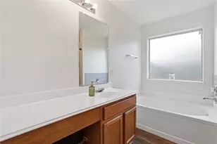 10315 Bentondale Ln, Houston, TX 77075 - Photo 12