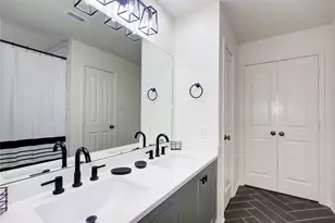 76 Scarlet Woods Ct, The Woodlands, TX 77380 - Photo 20