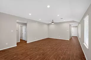 9922 Glenbrook Ln, Magnolia, TX 77354 - Photo 12