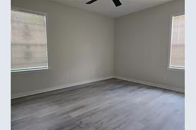 10518 Royal Oaks Drive, Houston, TX 77016 - Photo 6