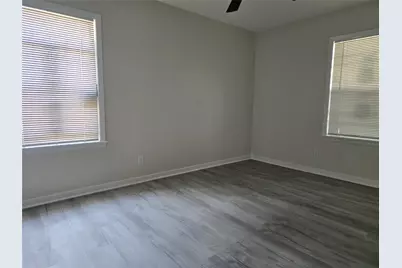 10518 Royal Oaks Drive, Houston, TX 77016 - Photo 8