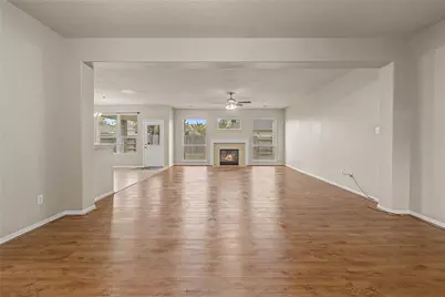 9947 Valance Way, Conroe, TX 77385 - Photo 6