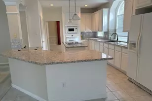 3607 Emerald Falls Dr, Houston, TX 77059 - Photo 12