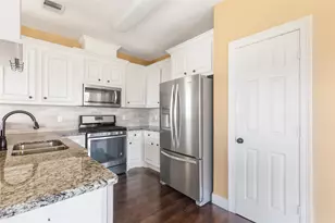 205 Rue Orleans St, Baytown, TX 77520 - Photo 18