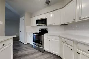 15227 Dunstable Ln, Channelview, TX 77530 - Photo 2