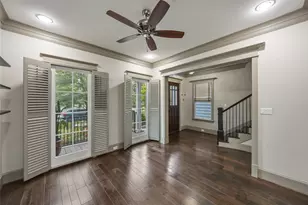 416 W 18th St, Houston, TX 77008 - Photo 2
