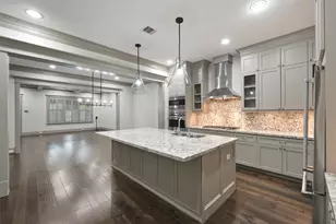 416 W 18th St, Houston, TX 77008 - Photo 1