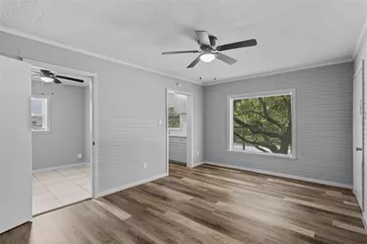 2324 Cedar Drive #4, La Marque, TX 77568 - Photo 4