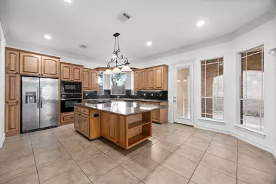 1531 Briar Bend Drive, Friendswood, TX 77546 - Photo 14