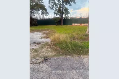 2220 Gladys Street, Beaumont, TX 77701 - Photo 1