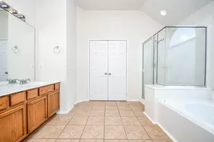3015 Darby Brook Dr, Fresno, TX 77545 - Photo 16