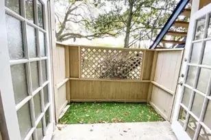2121 El Paseo St, Houston, TX 77054 - Photo 2