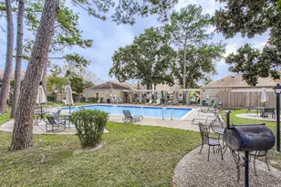 800 Country Pl Dr, Houston, TX 77079 - Photo 22