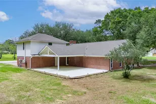 655 Avenue L, Dickinson, TX 77539 - Photo 42