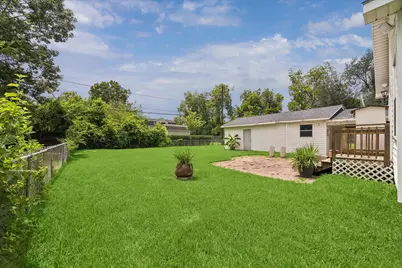 327 W 31st Street, Houston, TX 77018 - Photo 4