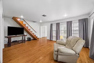 327 W 31st St, Houston, TX 77018 - Photo 32