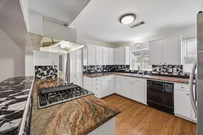327 W 31st Street, Houston, TX 77018 - Photo 18