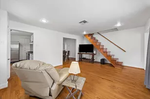 327 W 31st St, Houston, TX 77018 - Photo 34