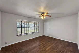 3105 Price St, Nederland, TX 77627 - Photo 8
