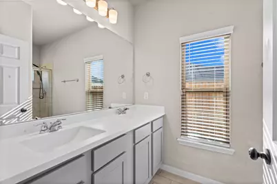 24717 Teton Hollow Trail, Houston, TX 77336 - Photo 14